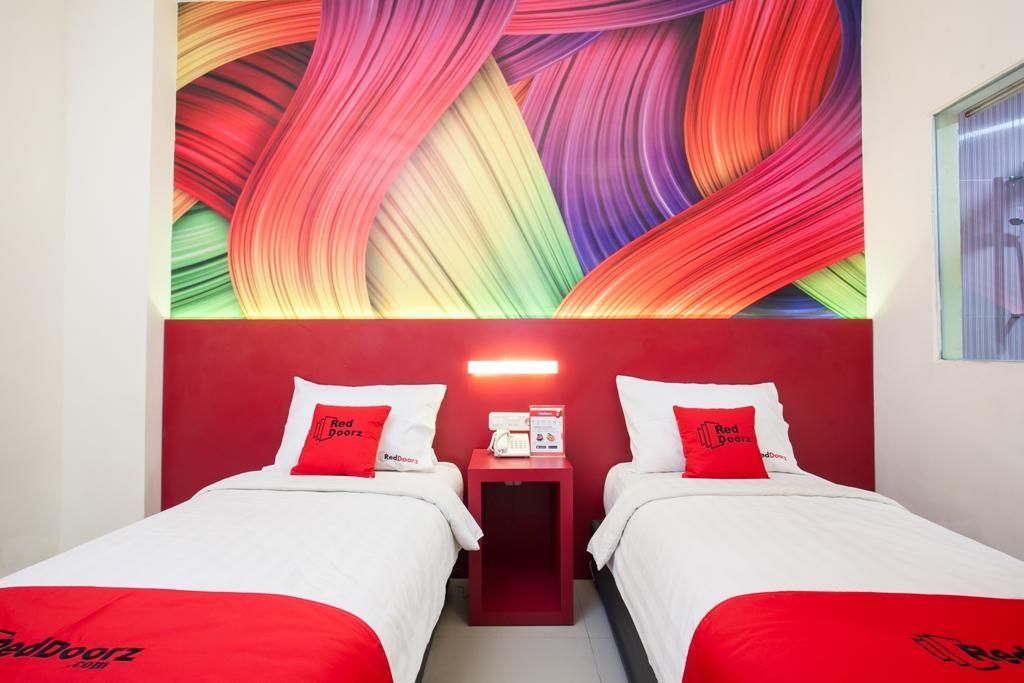 Hotel Reddoorz Near Hawaii Water Park Malang Exteriér fotografie